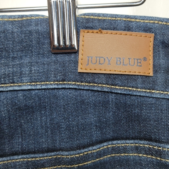 Judy Blue Lily High Rise Hem Flare Plus Jeans Size 14W - Picture 8 of 8